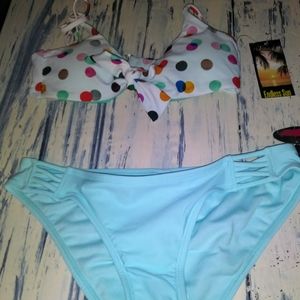 NWT- No Boundaries bikini👙-S